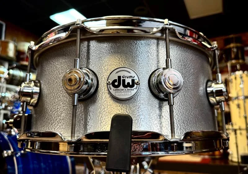 dw-cast-aluminum-1.jpg