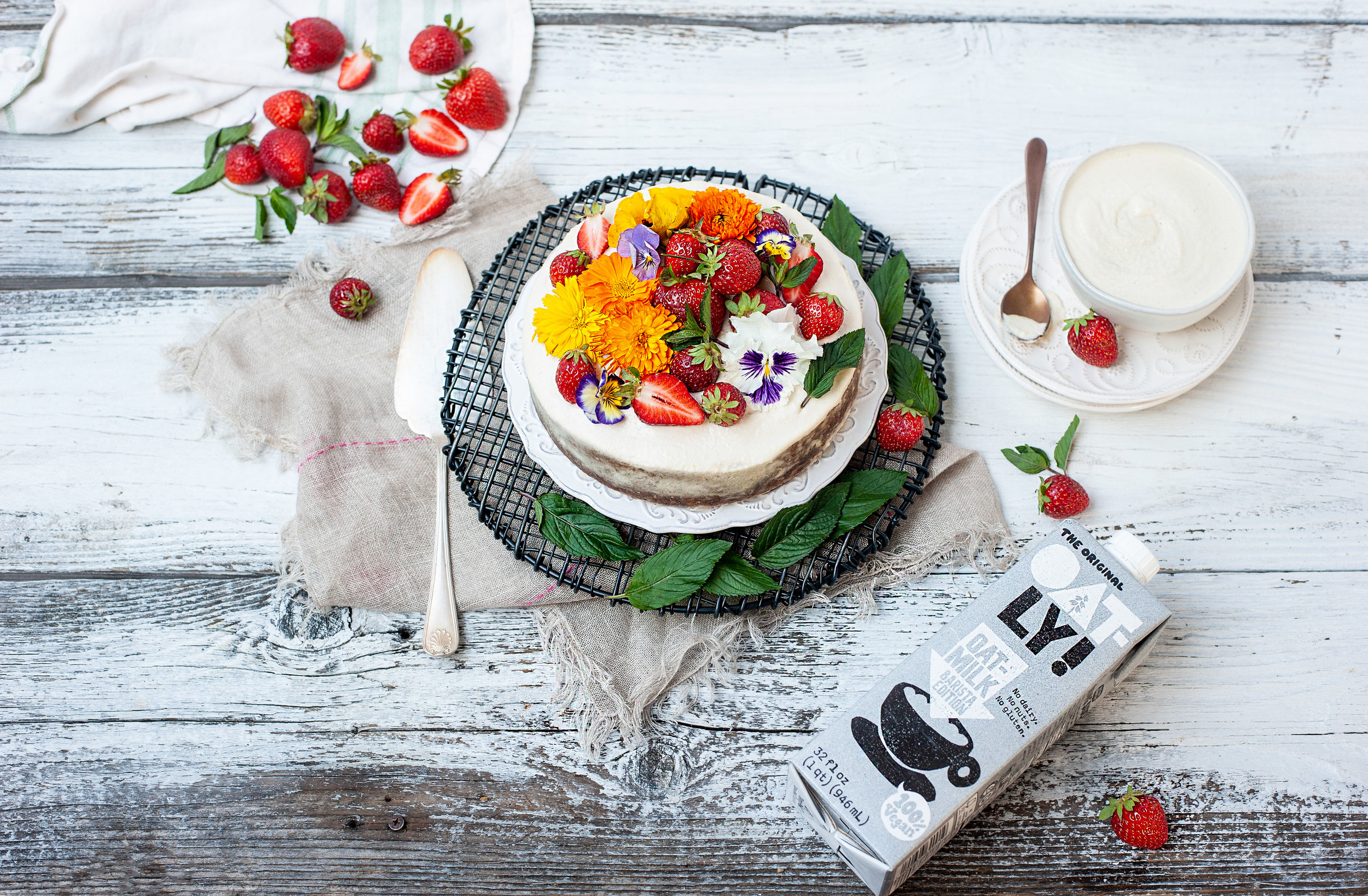 OATLY-Carrot-Cake-Flowers-Strawberries-2.jpg