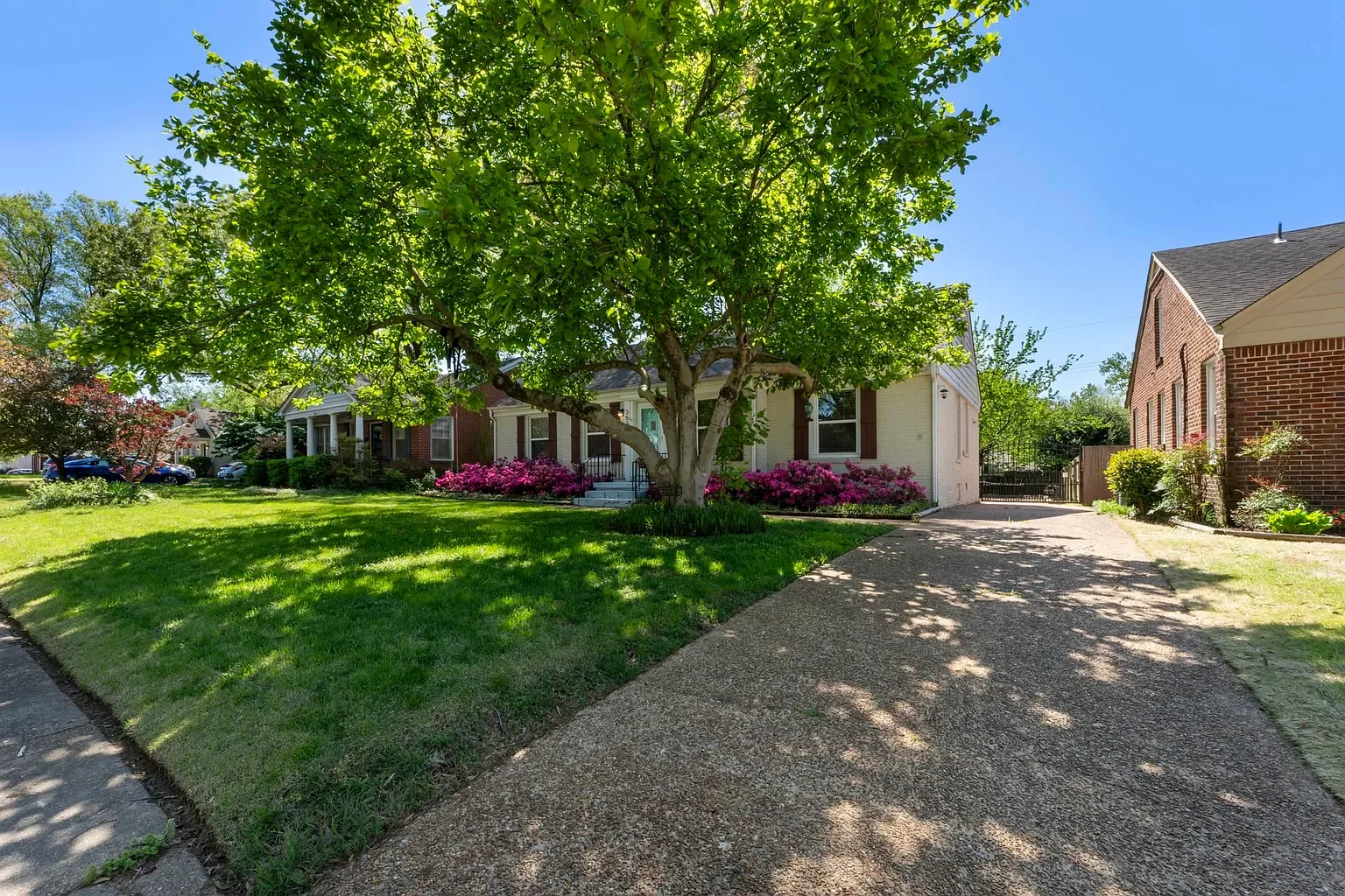 Charleswood25.webp