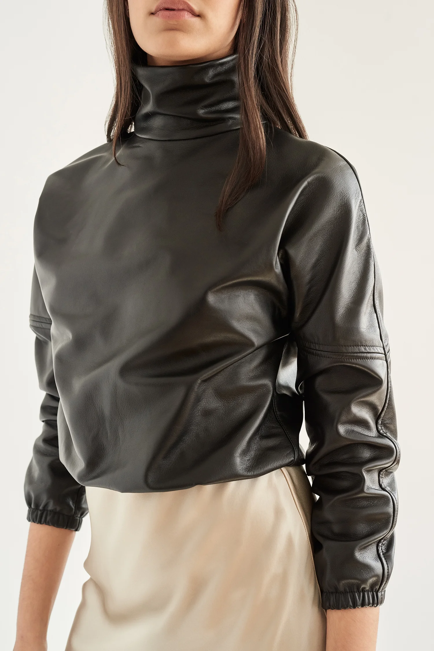 blackturtleneckdetailWEB.jpg