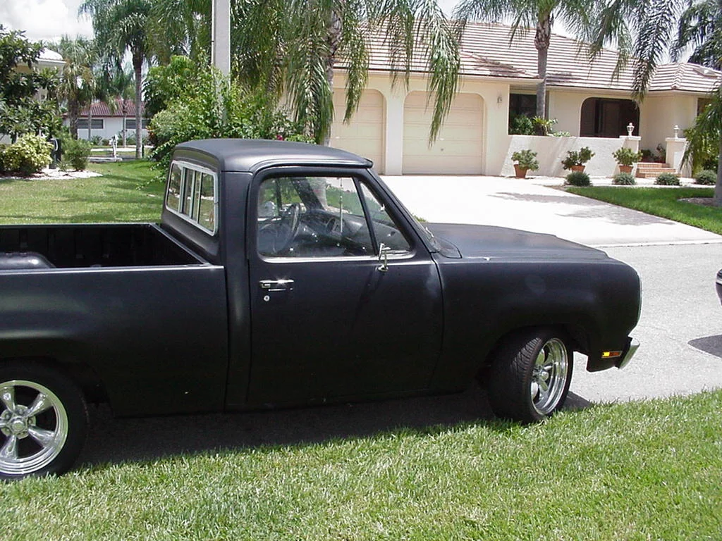 TRUCK-4.JPG