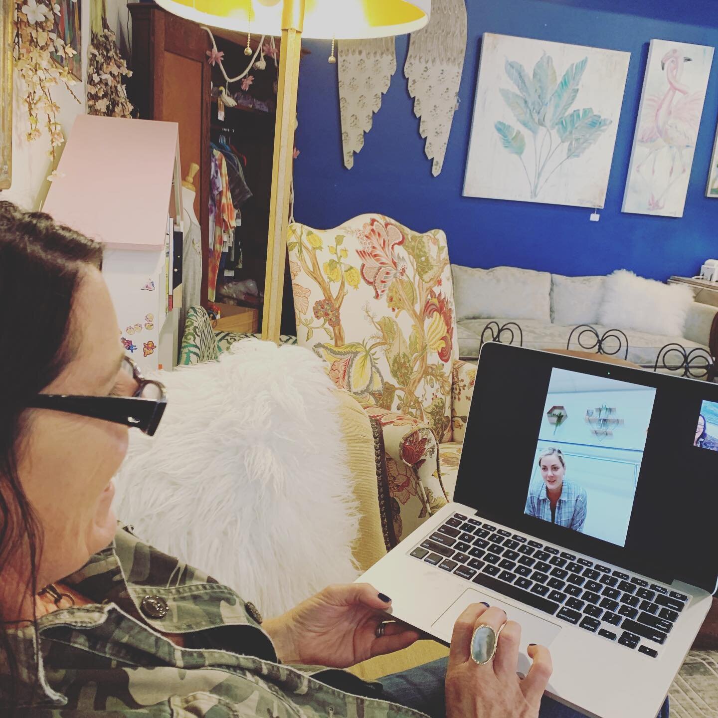 This job is SO fun. 😍 Helping @ggandr virtually select some pieces for their &ldquo;Fall&rdquo; Collection from a new designer out in LA. Can&rsquo;t wait to un-box it!
.
.
#ggandr #bohostyle #shopping #shoppingonline #shoppingaddict #fashion #fashi