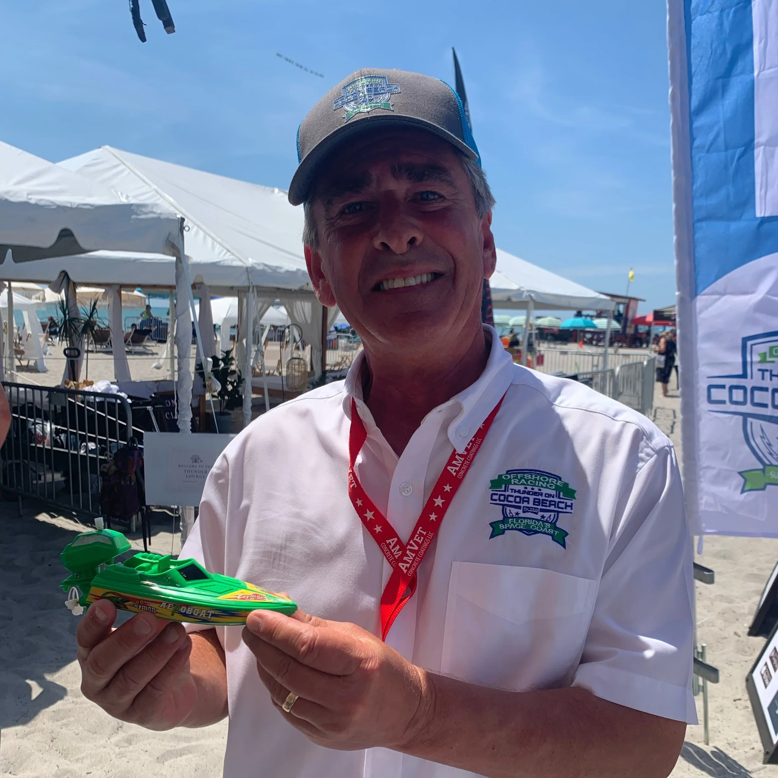 &ldquo;You&rsquo;re gonna need a bigger boat.&rdquo; -Kerry Bartlett Race Director Thunder on Cocoa Beach

#thunderoncocoabeach #p1offshore #powerboatsdaily @speedonthewater @sb.mag #cocoabeach #downtowncocoabeach #director #raceworldoffshore #racedi