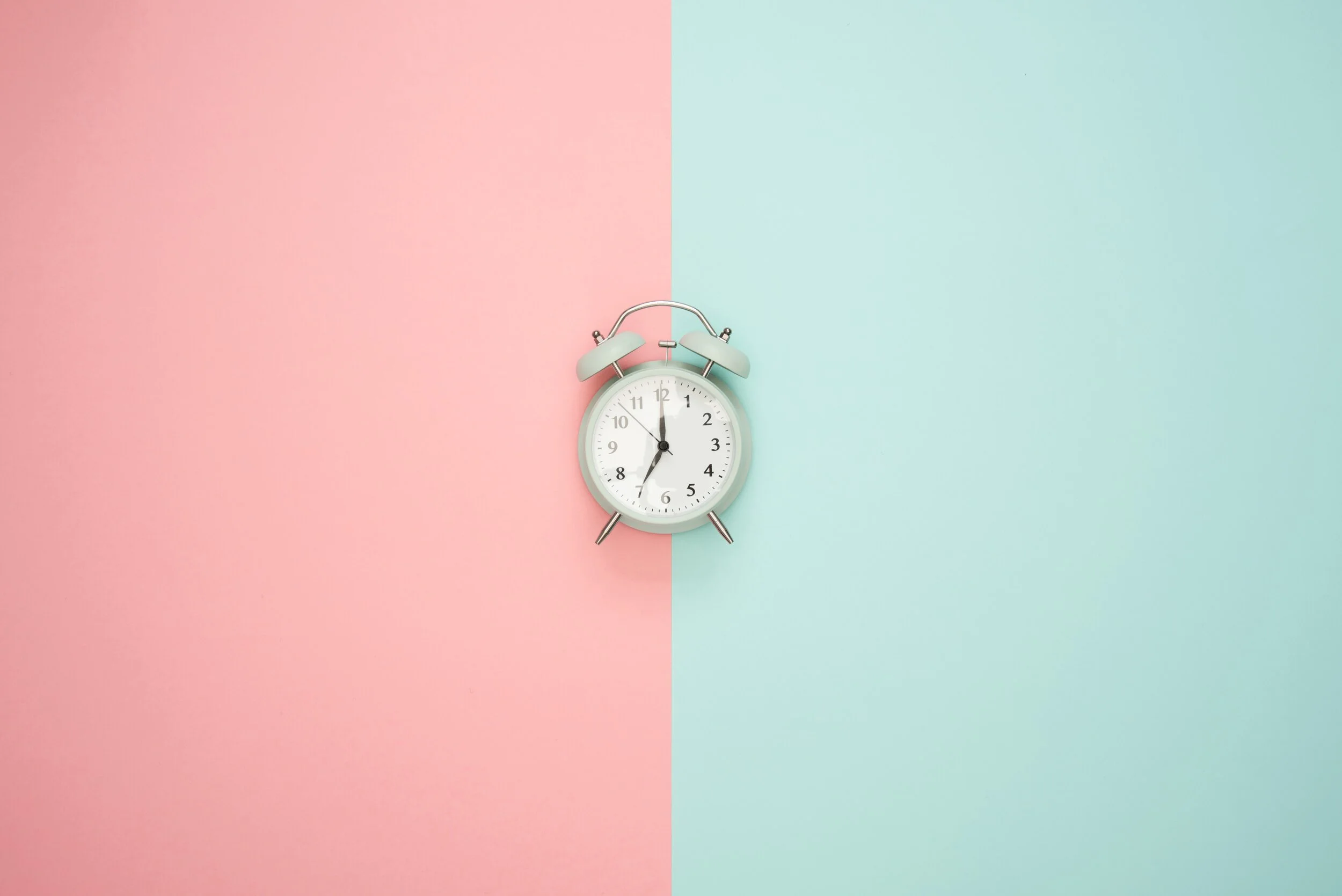 The Best Times to Post on Social Media According to Research [Infographic]