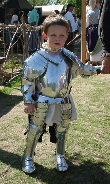 childs armour .jpg