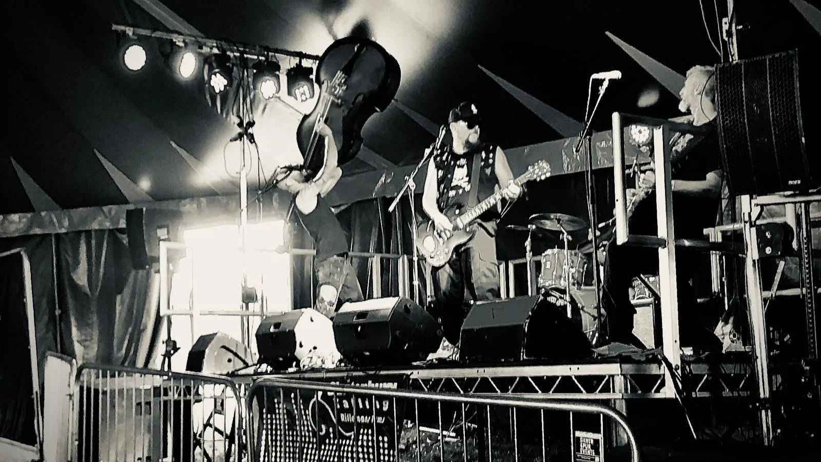 Some more photos from Godney at the Weekend! Thank you Nora!