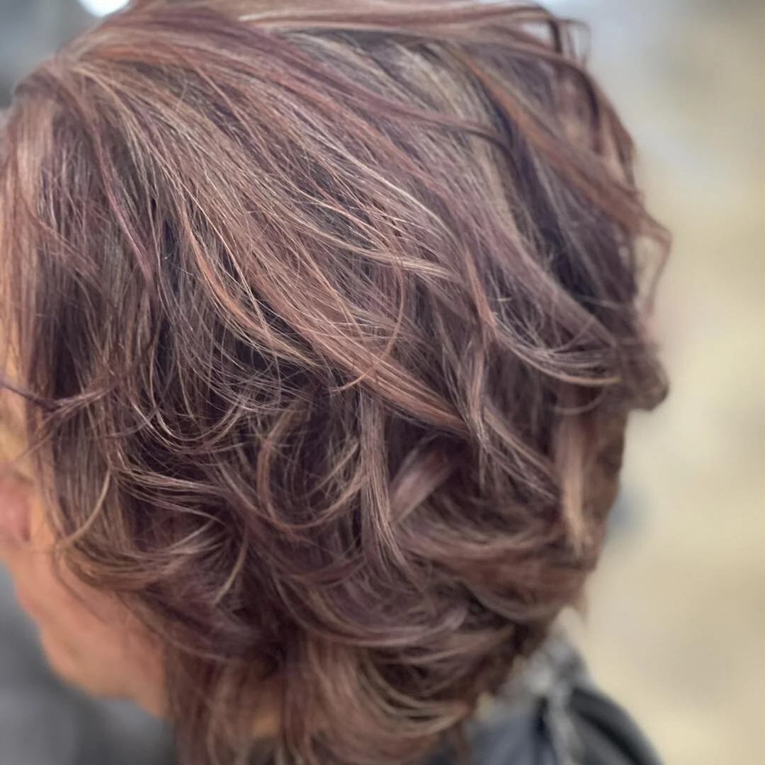 Sometimes it&rsquo;s not about the blondes!! Who doesn&rsquo;t love some reds!! 
New colors are so much fun and your options are endless.. why not today? Why not change it up ? 
Sassy and styling Oma!!