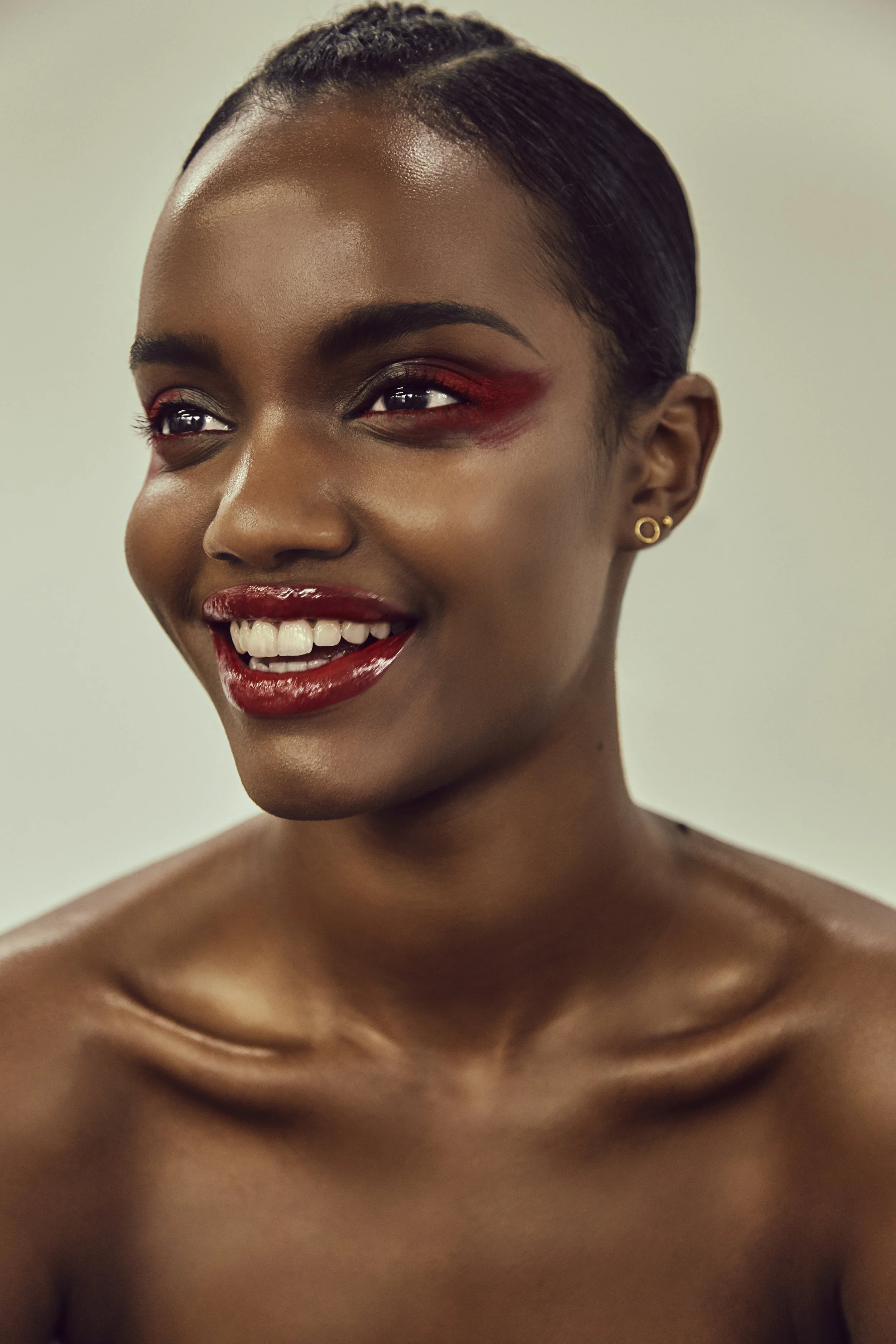 MG_STUDIO_(C)2018_BEAUTY TRIO24664.jpg