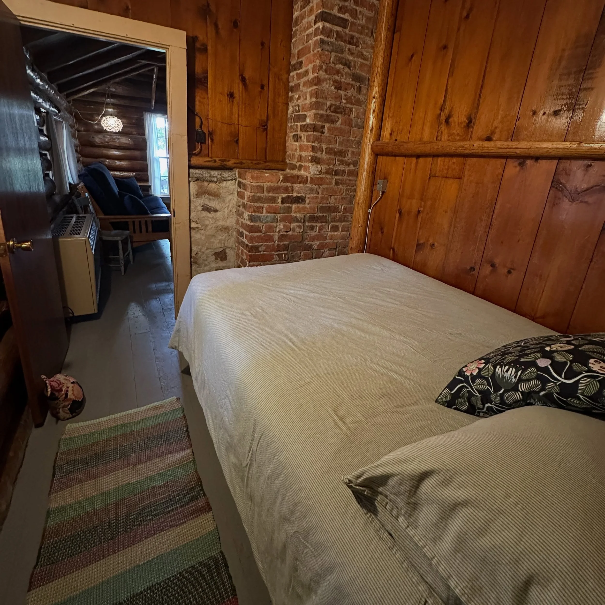A place to rest after all your fall adventures. Leaf peeping is hard work! manninenscabins.com #kaksicabin #otterlakelife #manninenscabins