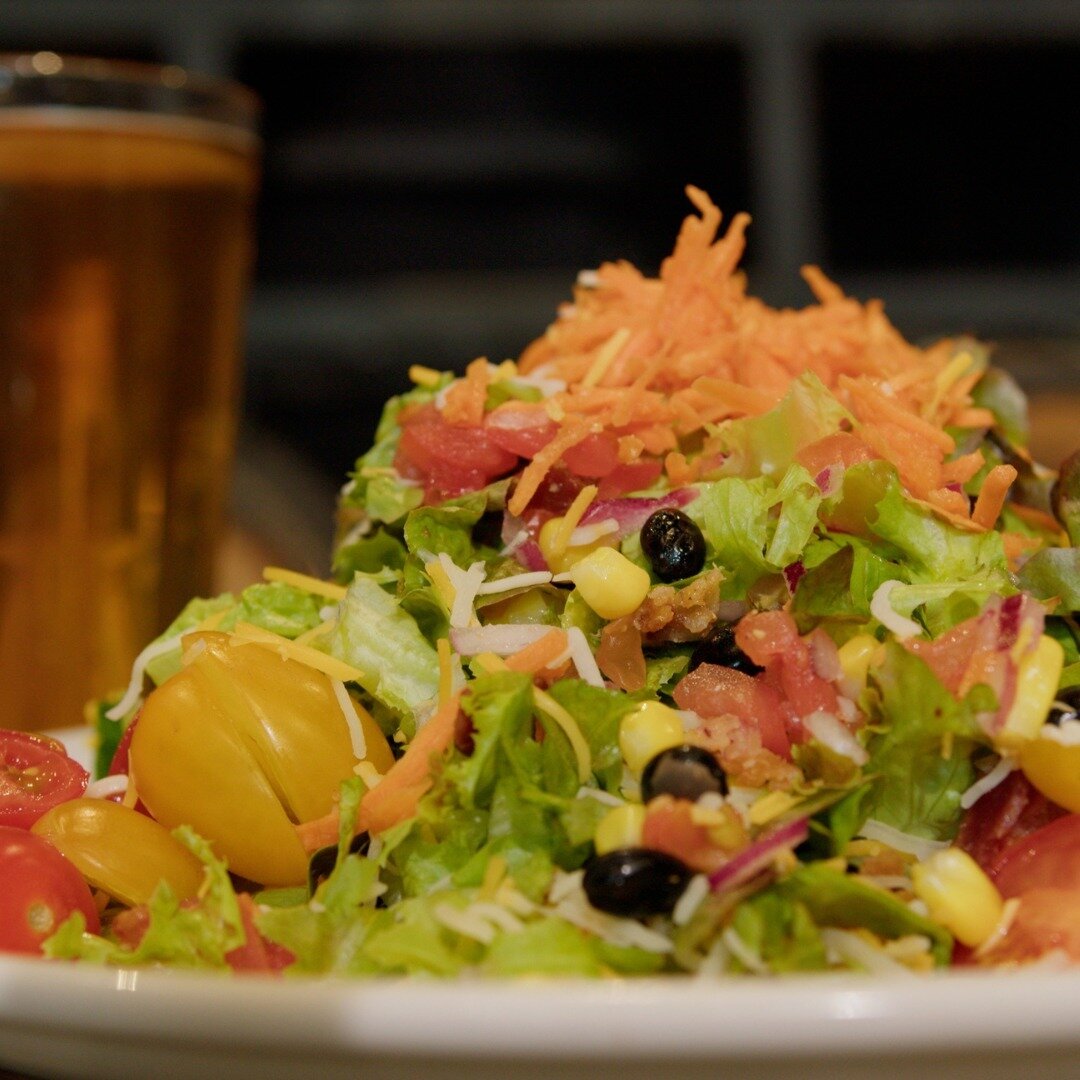 Need something a little lighter? 👀
Don't worry, we got you with our Tavern Salad 🥗