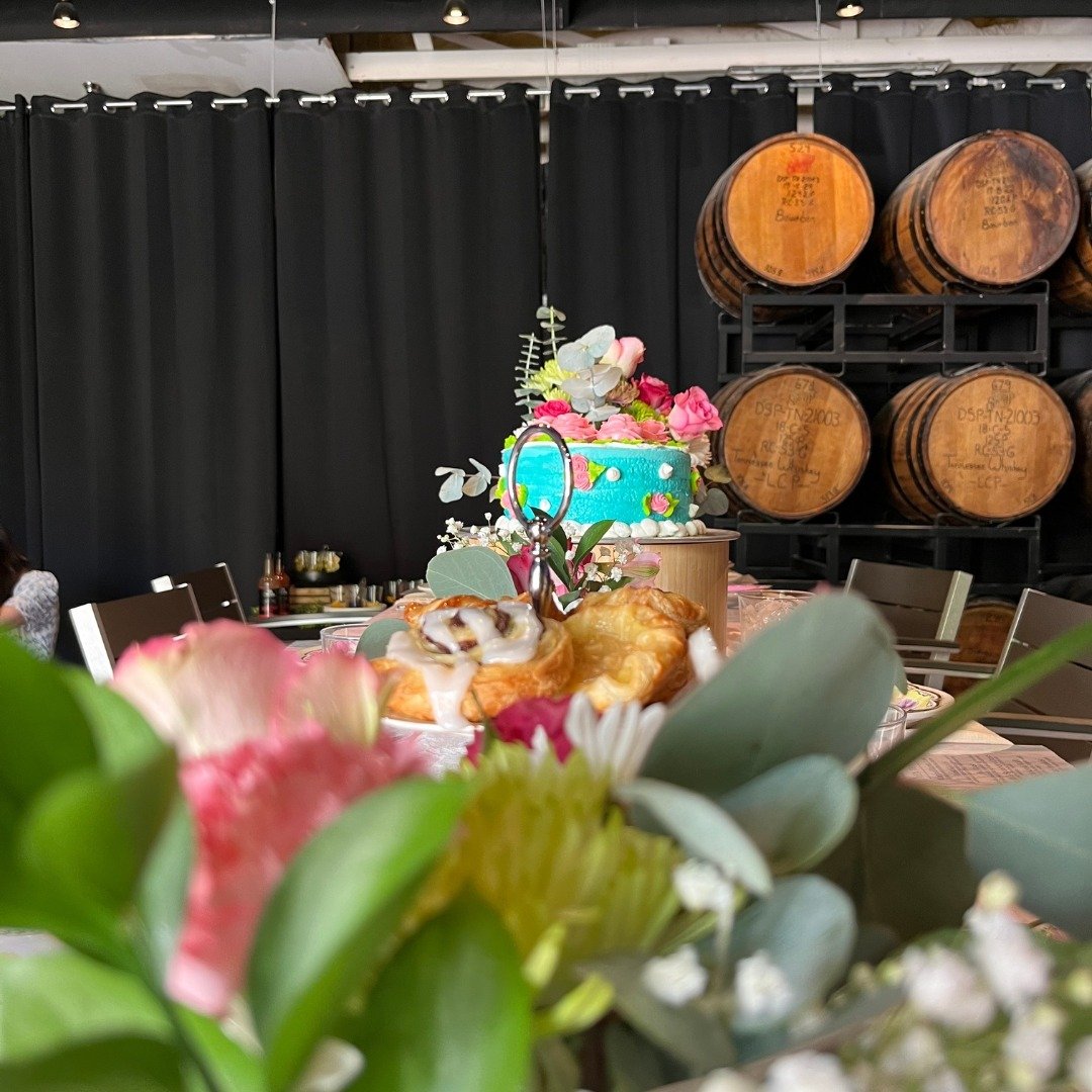 👀Looking for a spot to plan your Birthday?

🎂Enjoy a Birthday Brunch with Big Machine Distillery &amp; Tavern!

🥂Custom Birthday Decorations for you and your crew! Let's make your birthday special!

🏷️
#birthday #brunch #brunchtime #brunchday #bi