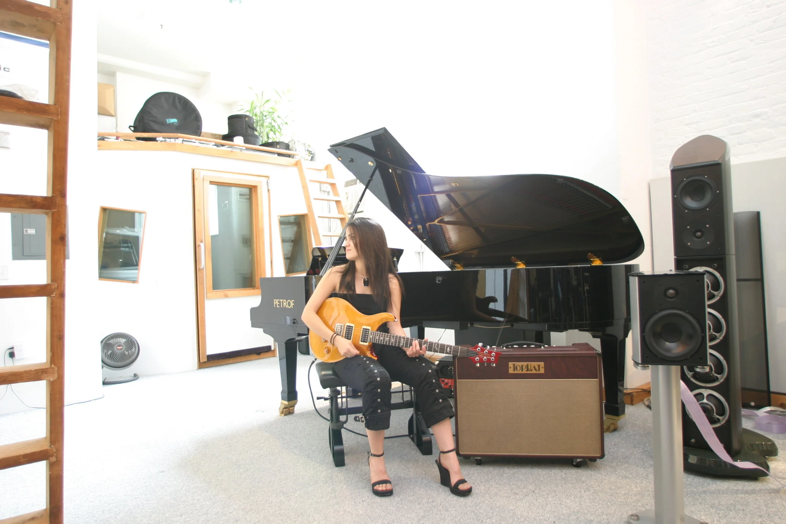 Gillian_bass_StudioB copy.JPG