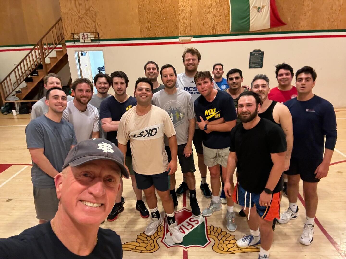 Another great turnout for Monday night basketball.  6:30. Open to all members. 📸 @frankcastaldini