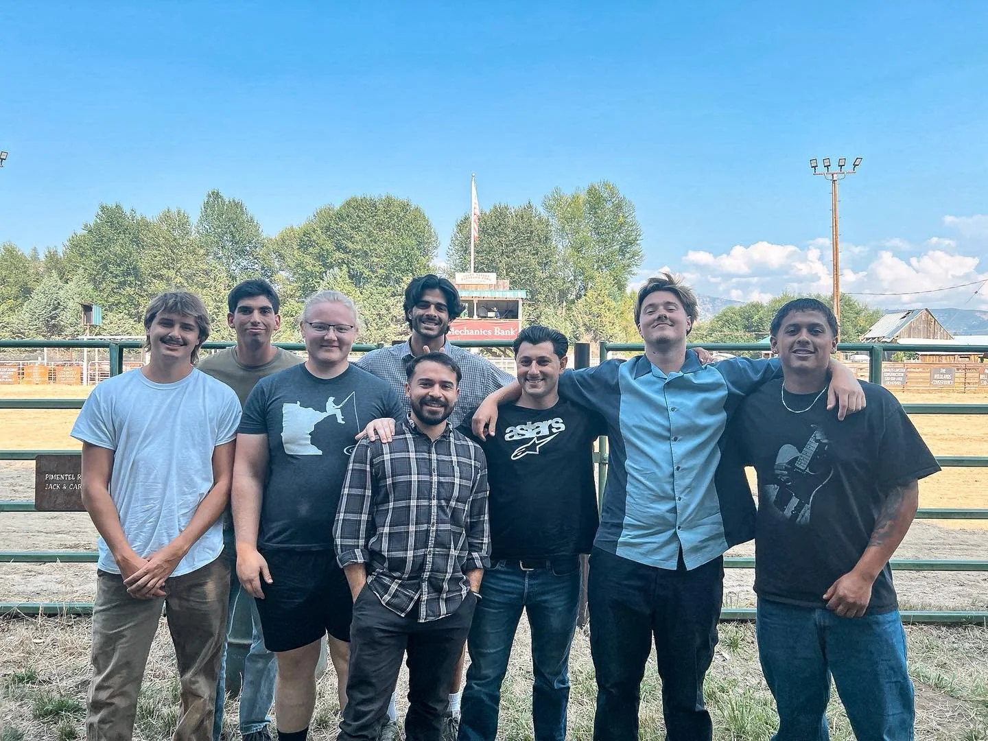 The staff and students enjoyed time together at the rodeo, being with others in the community and spending quality time together! 🏇🤠🐮

#liferestoration #workingranch #nonprofit #RocksideRanch
