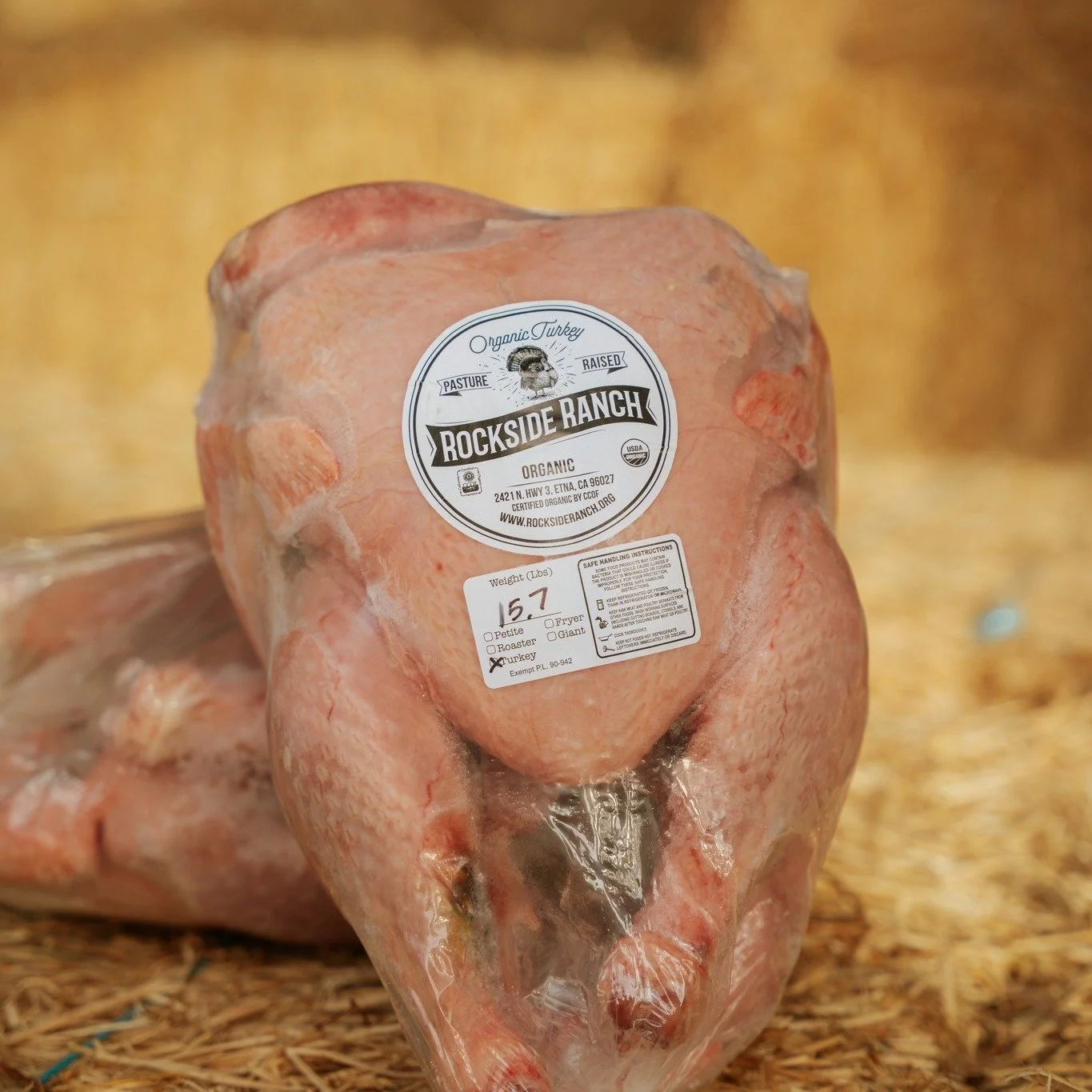 Have you ordered your Rockside Ranch turkey yet?!

These turkeys are special--organic, pasture raised, and they taste SO GOOD! Don't wait, order yours today!

Click the link in our bio to order and tag a friend who needs a Rockside Turkey!