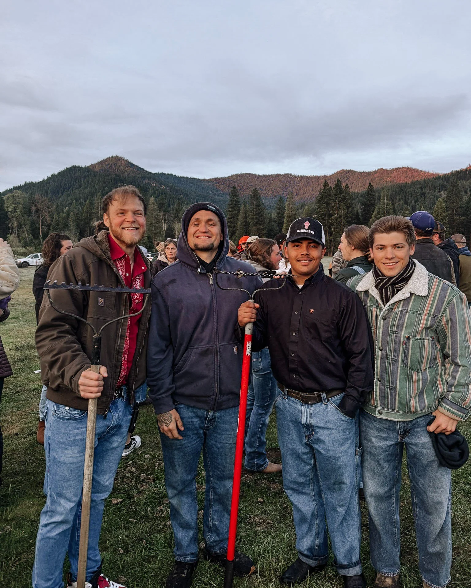 He is Risen! ✝️🌅

We had such a special time at our sunrise service&mdash;gathered together in the early morning light, celebrating hope, new life, and the joy of community.

#liferestoration #workingranch #nonprofit #RocksideRanch