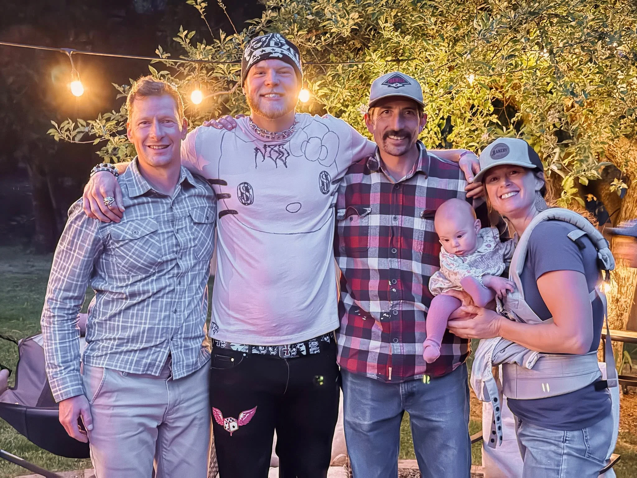 Big moments, hard work, and new beginnings 🎓 We love every chance to celebrate our students and all they&rsquo;ve accomplished&mdash;each graduation is a reminder that change is possible and worth it. 🤍

#liferestoration #workingranch #nonprofit #R