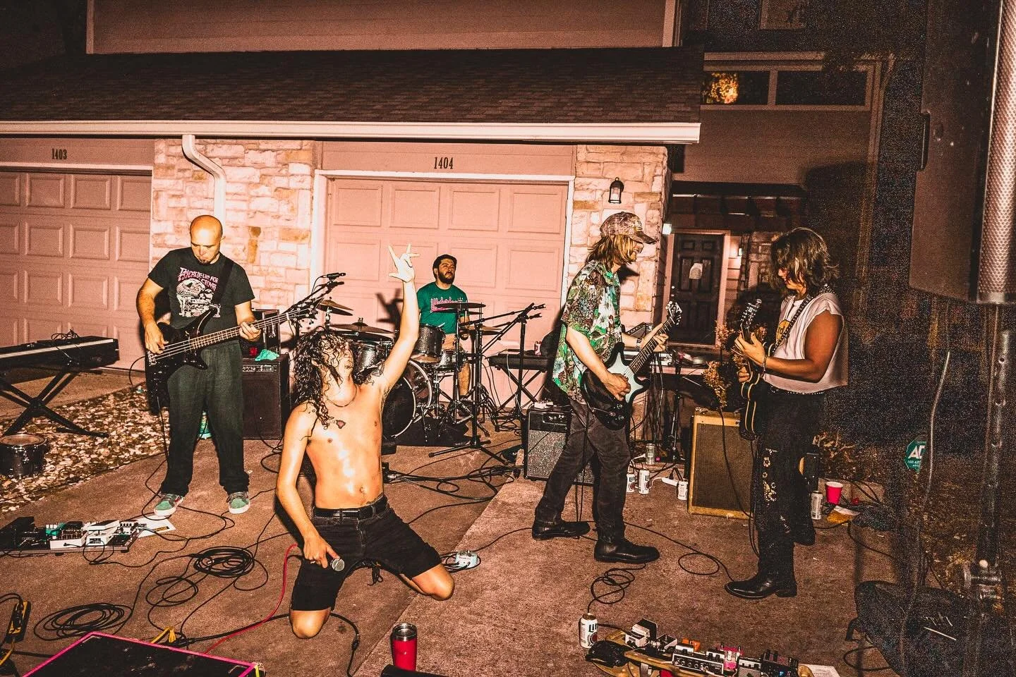 STRAIGHT MAGIC 3/3 🤘🖤✨

the next step is to record the first original Zach Black record and around the end of the year be prepared to make our first big push back out onto the scene !! from there we'll begin taking bookings for Original Showcases a