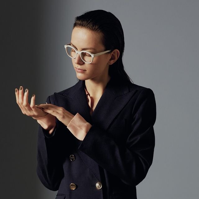 LIGHT IS THE NEW TORTOISESHELL