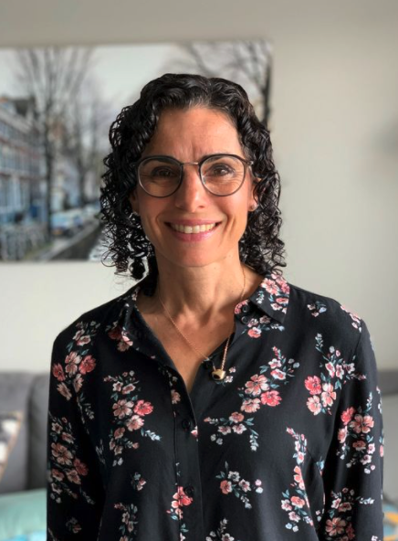 STYLISH EYEWEAR FOR PETITE TANIA