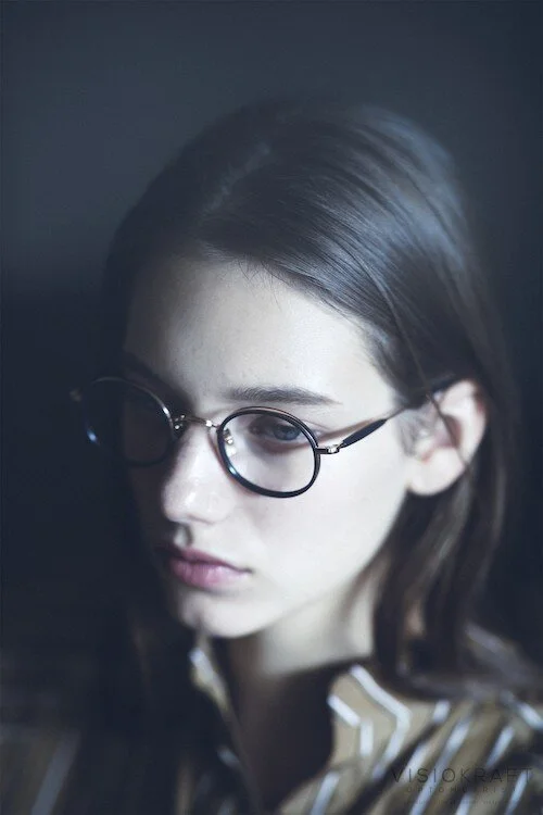 Round Glasses by Toshiaki Yamagishi