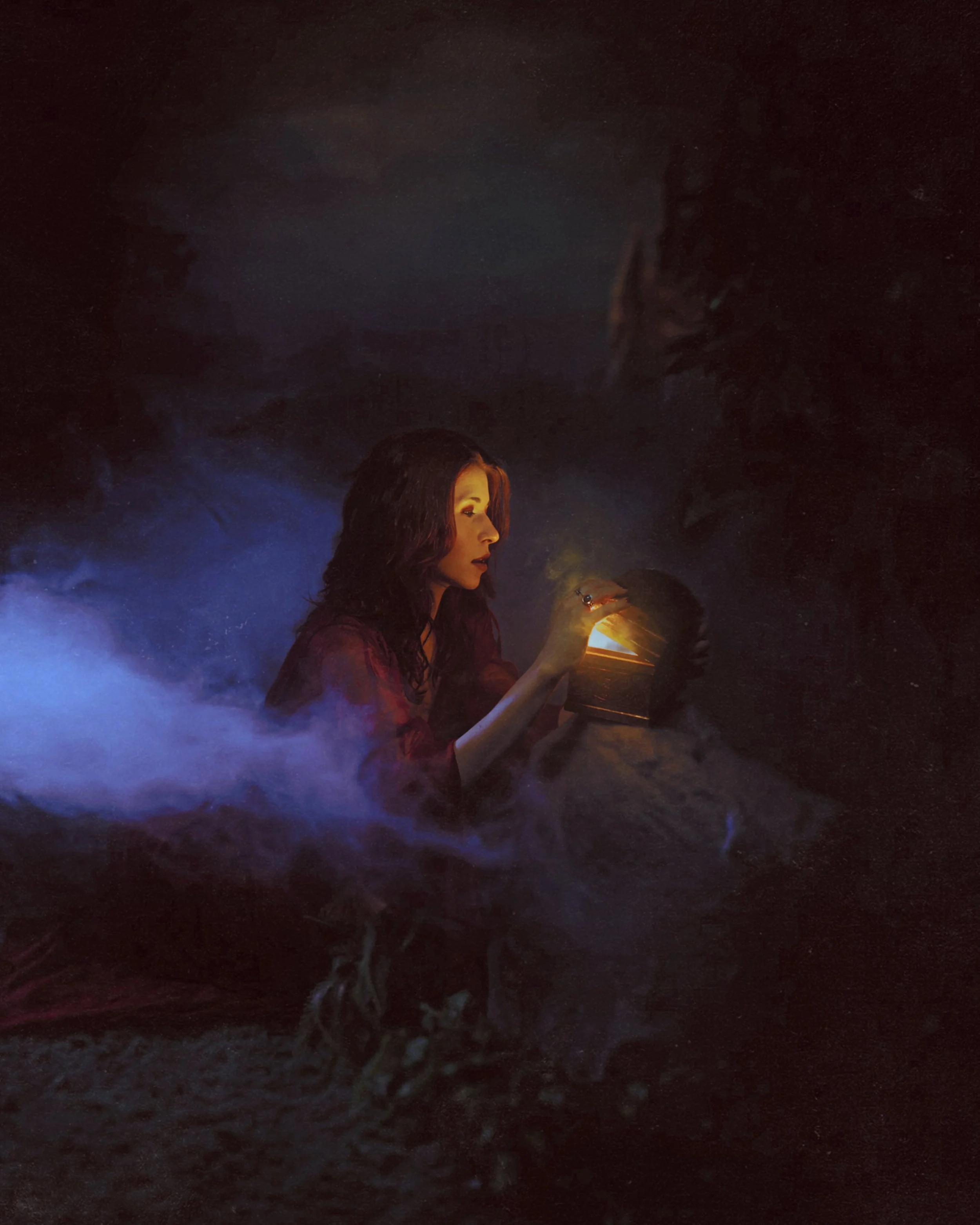 Lightwitch-4.jpg