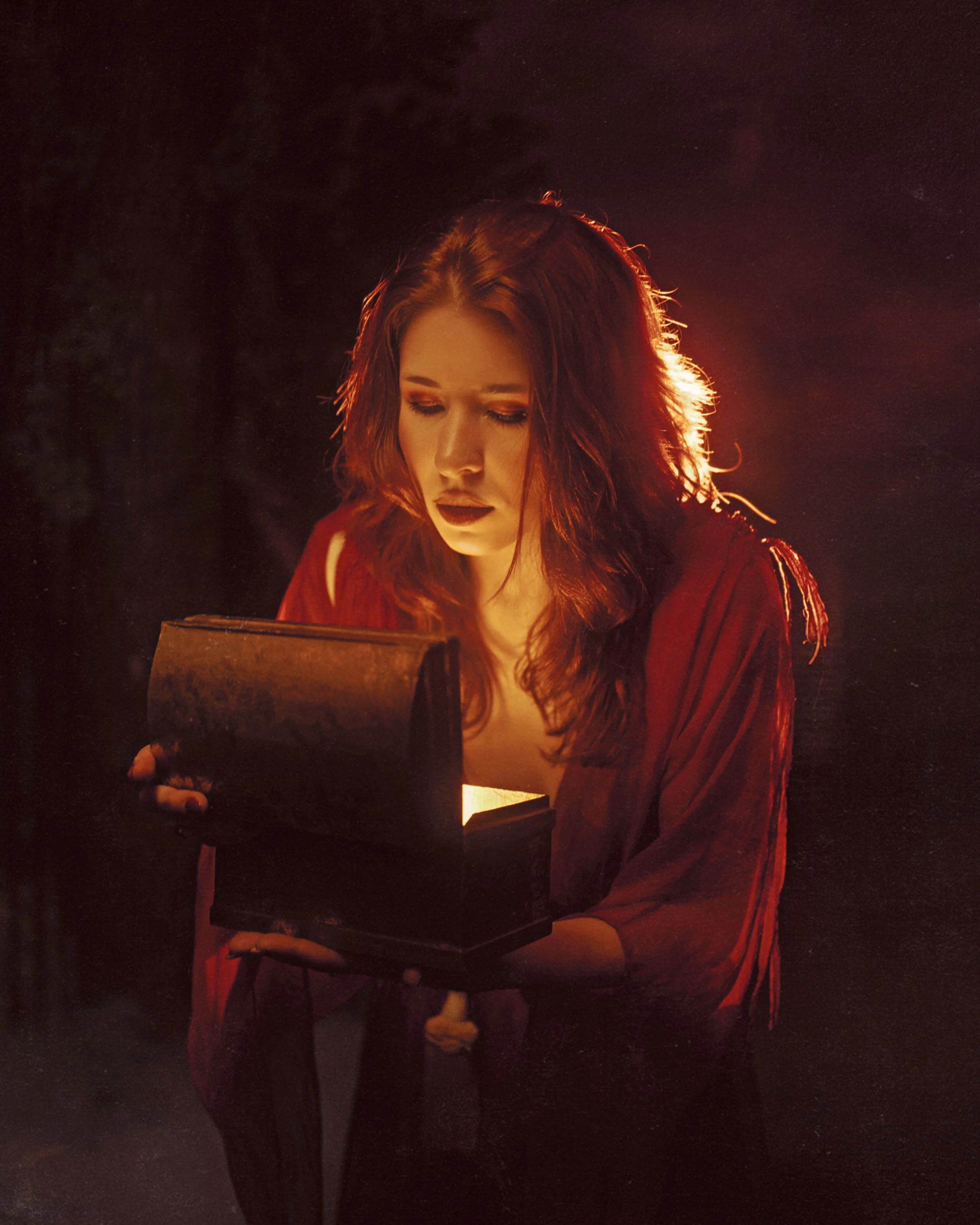 Lightwitch-8.jpg