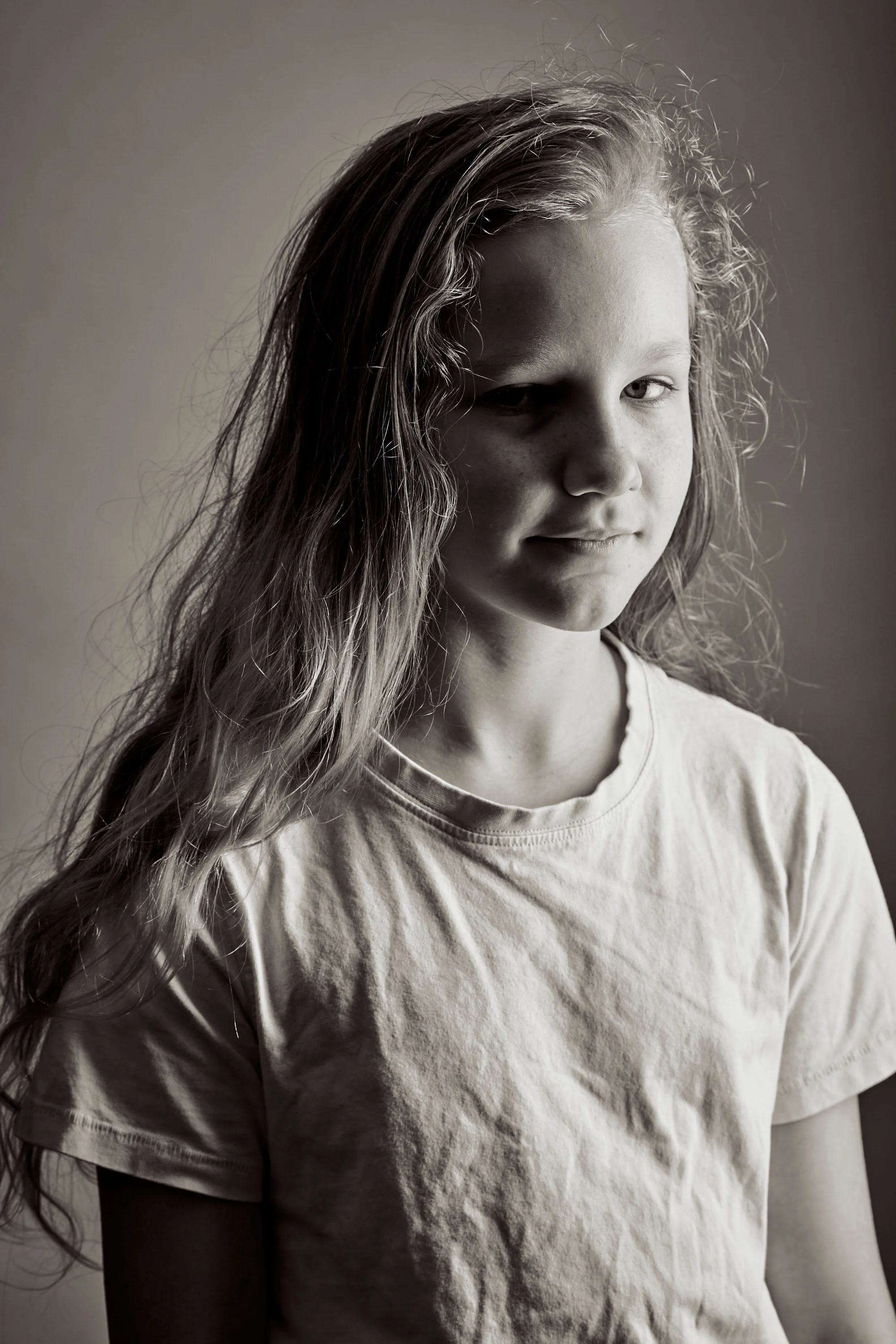 photography studio, professional female portrait, Sydney best portrait photographer, editorial style portraits, Leah Lefens Photography, Professional sydney photographer, Redfern Photographer, wonder, youth, girl portrait, classic portraiture, black 