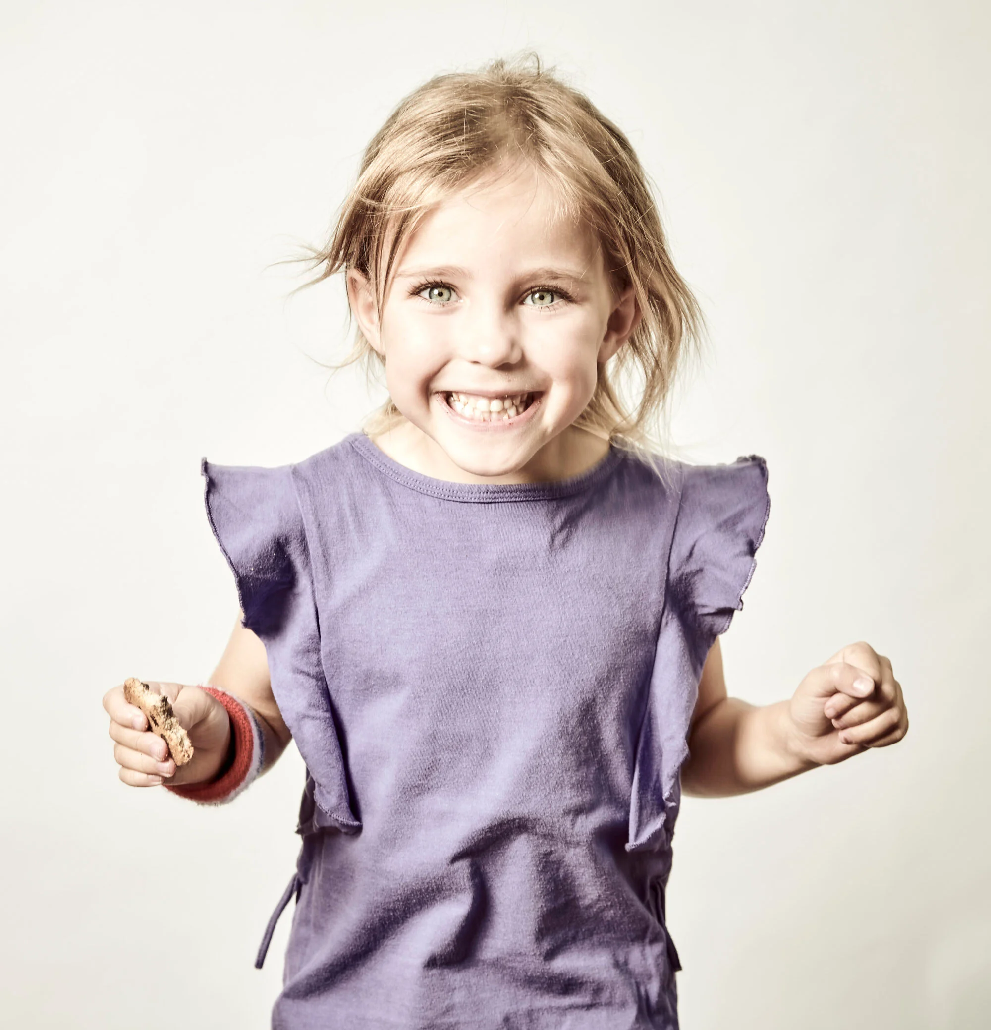 photography studio, professional female portrait, Sydney best portrait photographer, editorial style portraits, Leah Lefens Photography, Professional sydney photographer, Redfern Photographer, wonder, youth, girl portrait, classic portraiture, excite