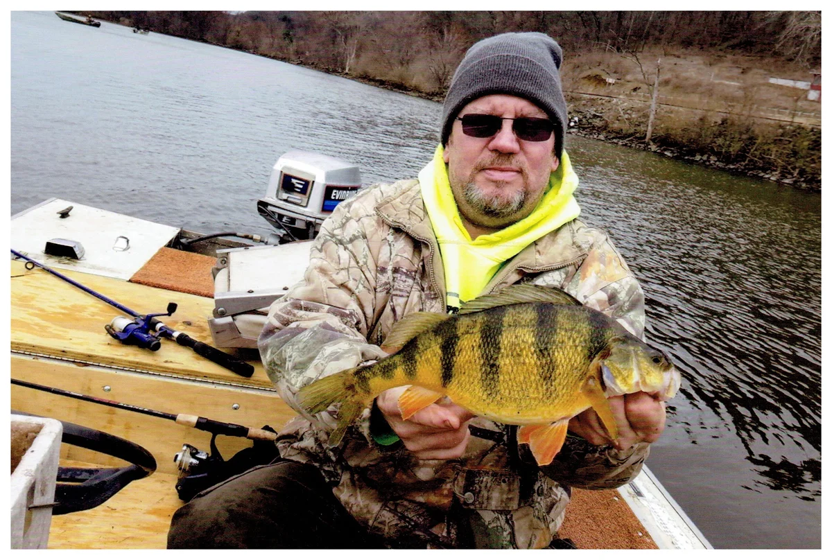 Stephen Dearborn; Muscoda, WI - 17 ¼” Perch on the Mississippi River using a nightcrawler