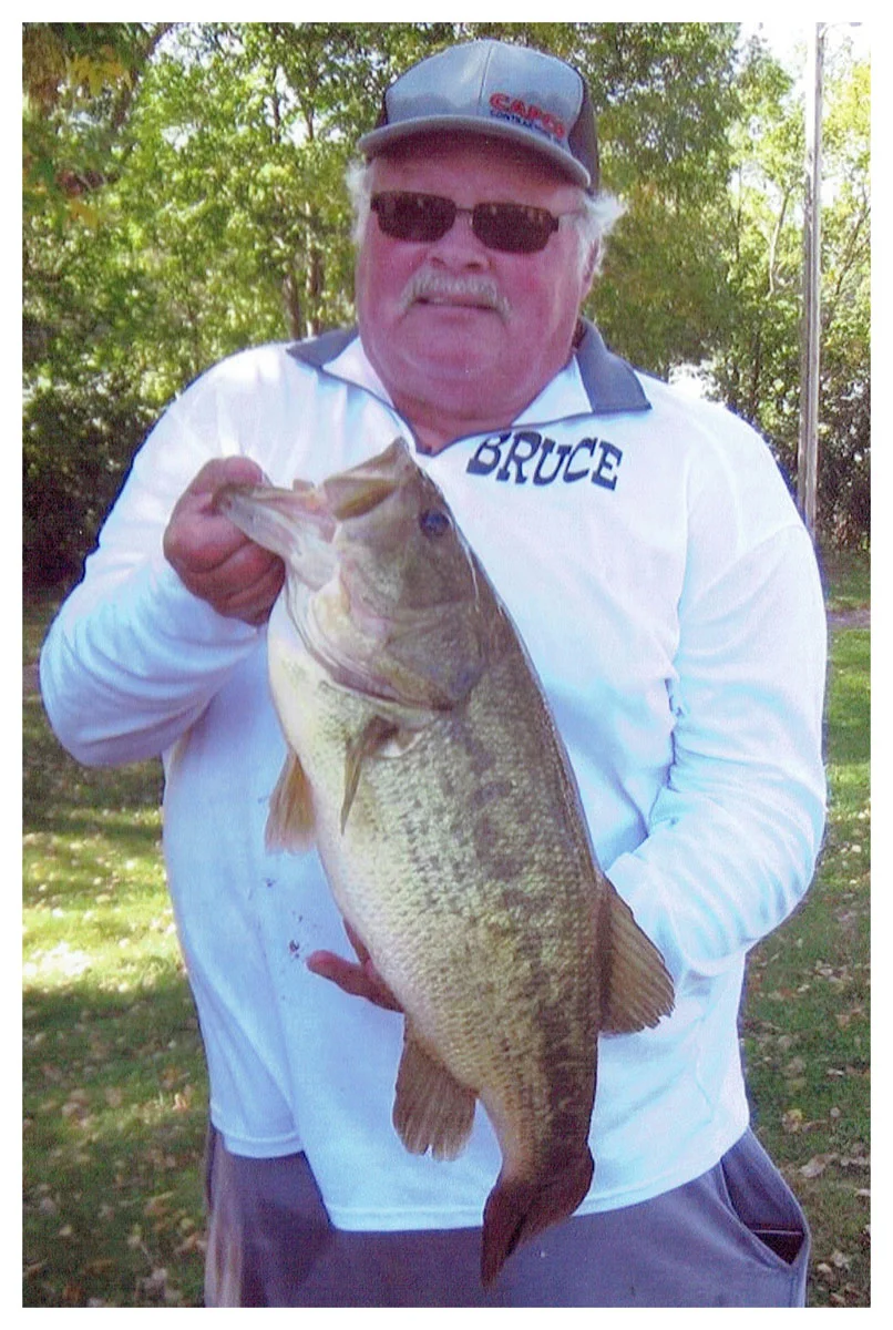 Bruce Caldwell; Windom, MN - 24” Bass on Public Lake using a plastic