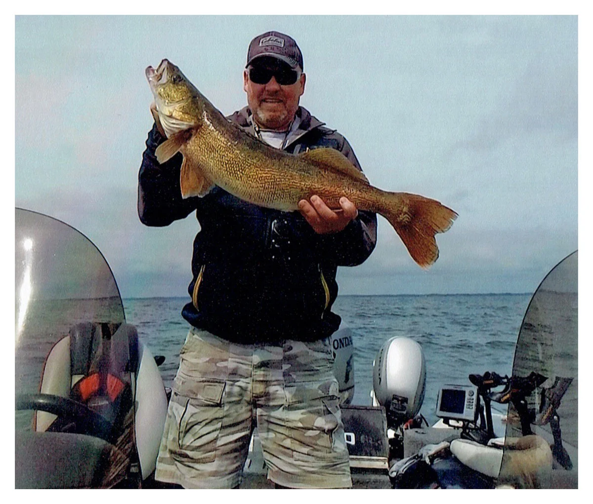 Dave Vaness; Green Bay, WI - 32” Walleye on Green Bay using a crawler
