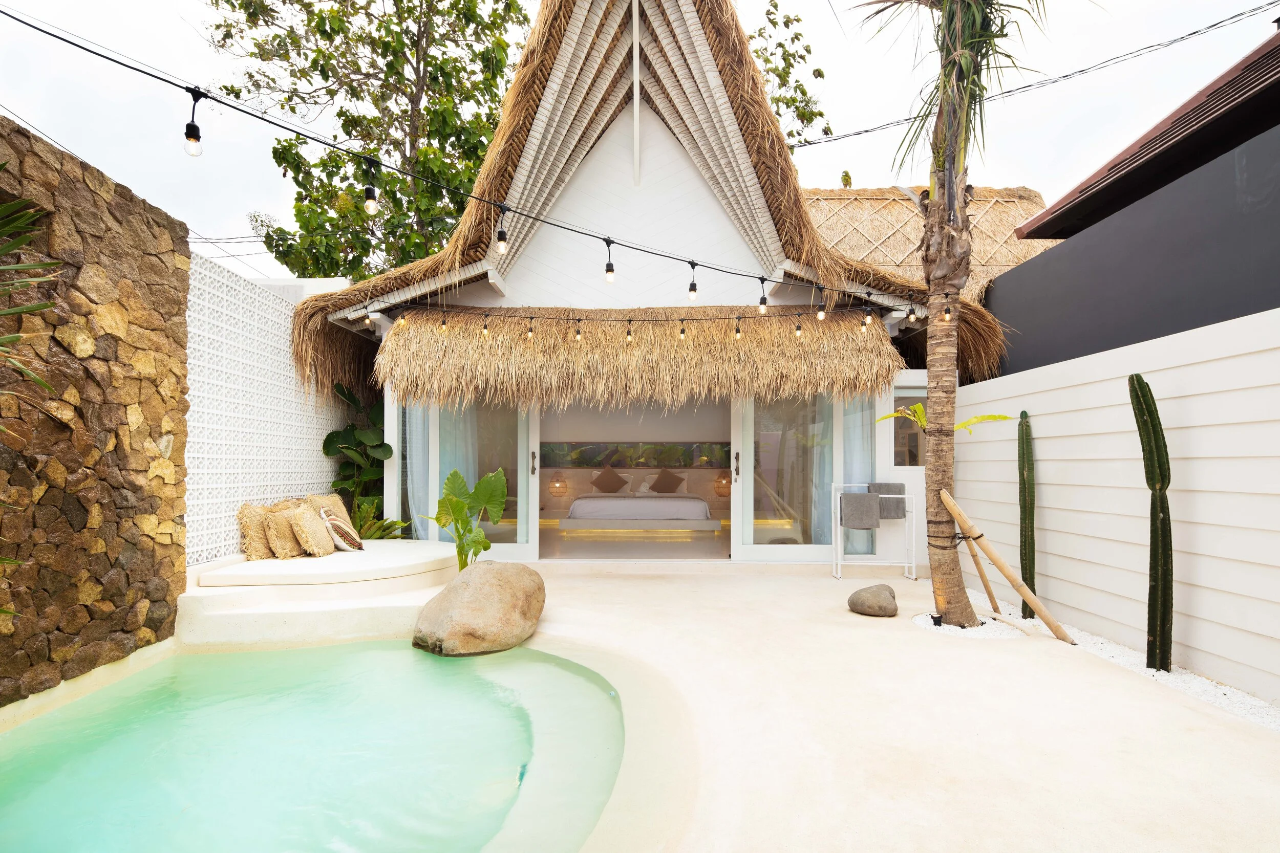 LEE NEW VILLA 8 SMALL FILE.JPG