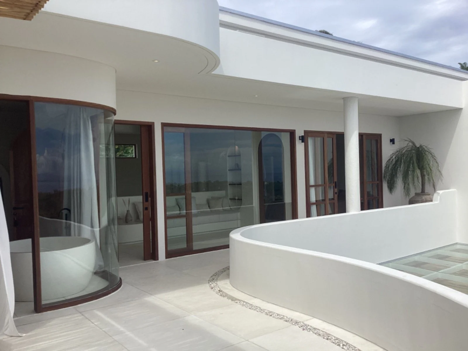 WhatsApp Image 2023-04-13 at 09.39.55 (1).jpeg