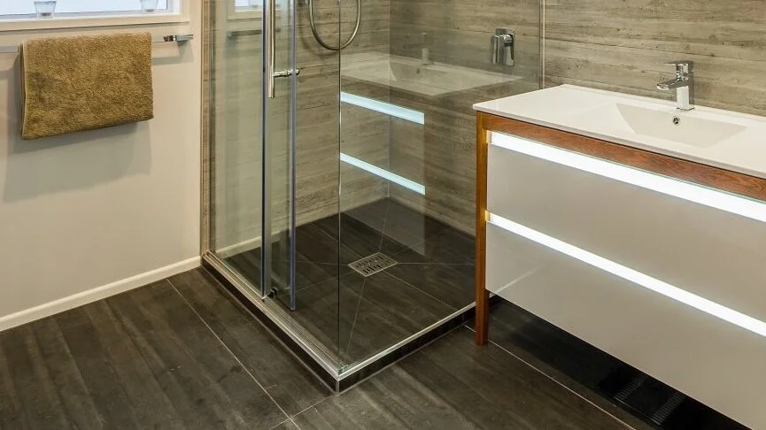 Didosi+Tileable+shower+tray+by+Henry+Brooks.jpg