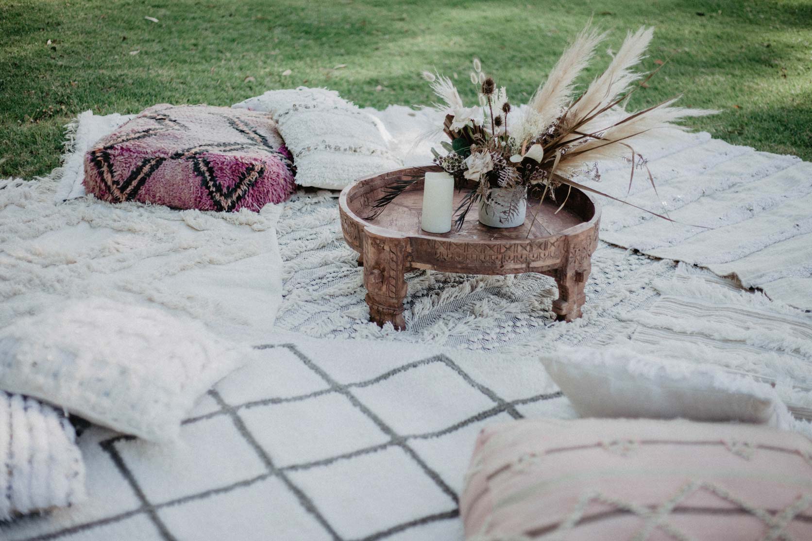 Pretty_Willow_Prop_Hire_Perth_SOFT_FURNISHINGS_Cushions_Floor_Poufs_2.jpg