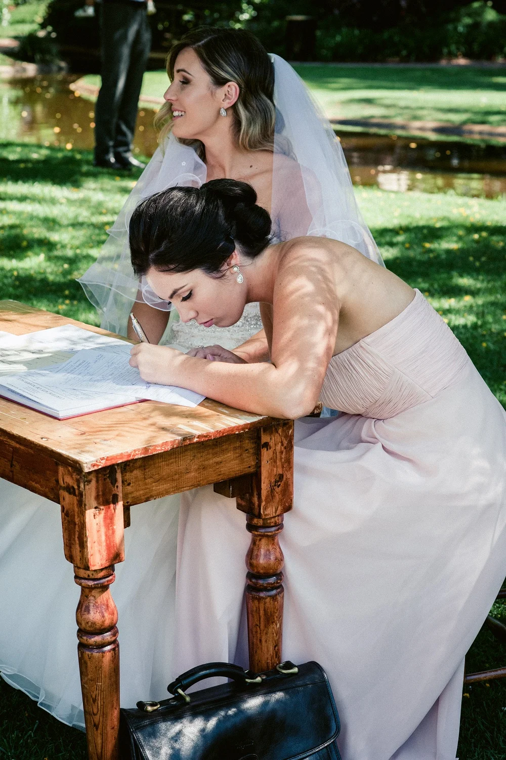 Pretty_Willow_Prop_Hire_Perth_FURNITURE_Tables_Zoe-Table (3).jpg