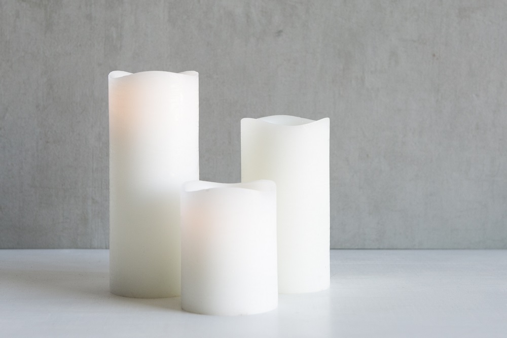 Pretty_Willow_Prop_Hire_Perth_DECOR_Candlesticks_Lanterns_Votives_LED candles.jpg