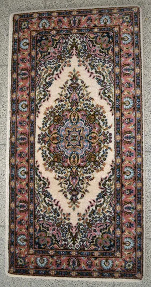 Pretty_Willow_Prop_Hire_Perth_SOFT_FURNISHINGS_Rugs_Pink_Persian_Mat_3.jpg