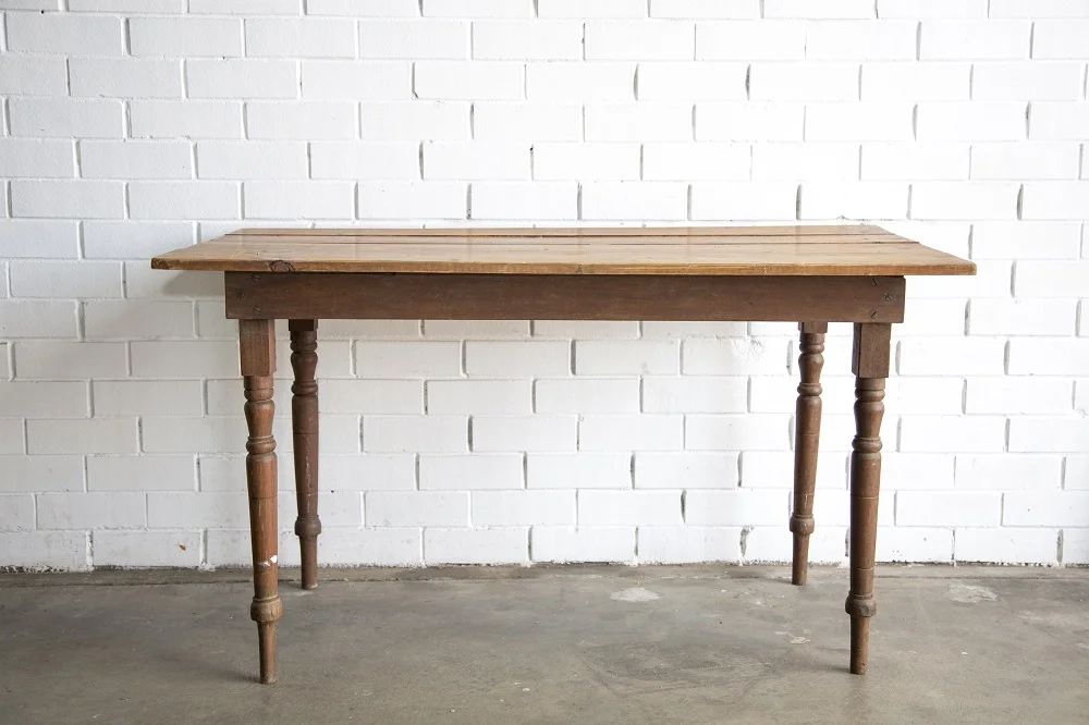 Hudson Table