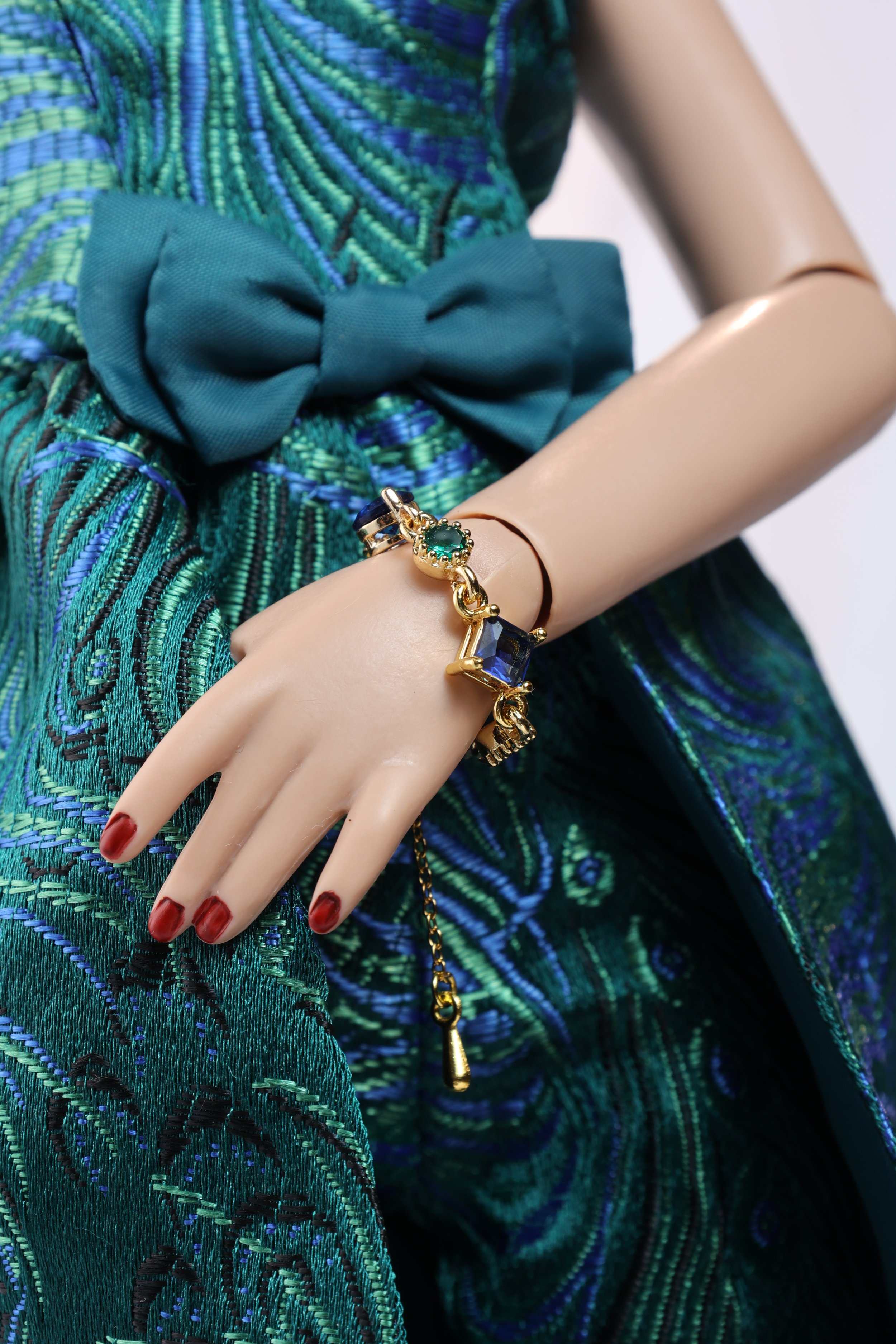 Peacock Midnight Bracelet for Ellowyne Wilde