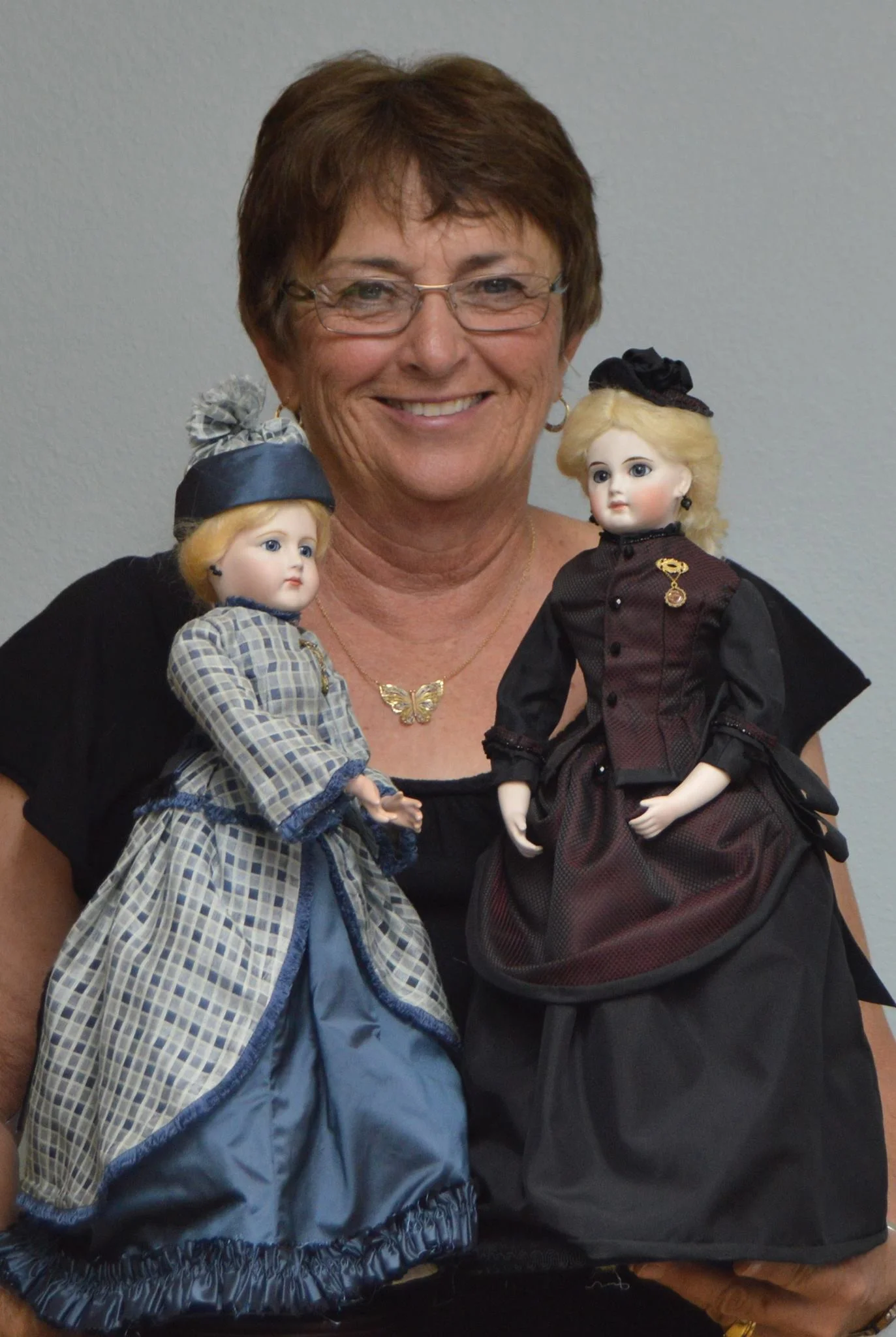 Linda Wall Doll Artist Virtual Doll Convention.jpg