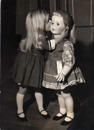 Virtual Doll Convention Salesroom.jpg