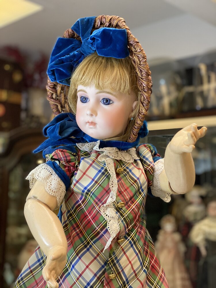 28 Antique Jumeau Bebe Triste Emile Jumeau Circa 10 Turn Of The Century