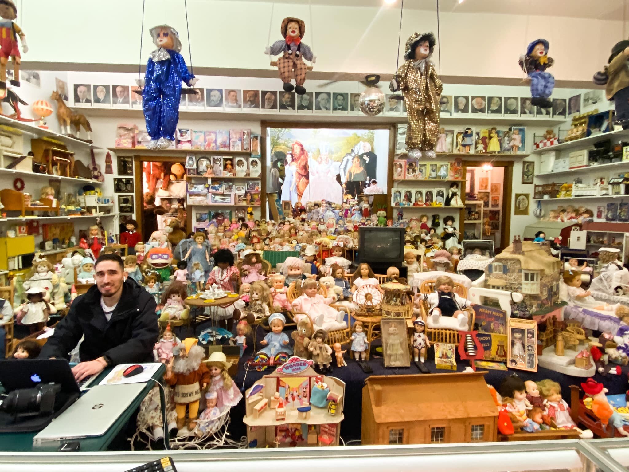 Dolly Mama Doll Museum Indiana1.jpg