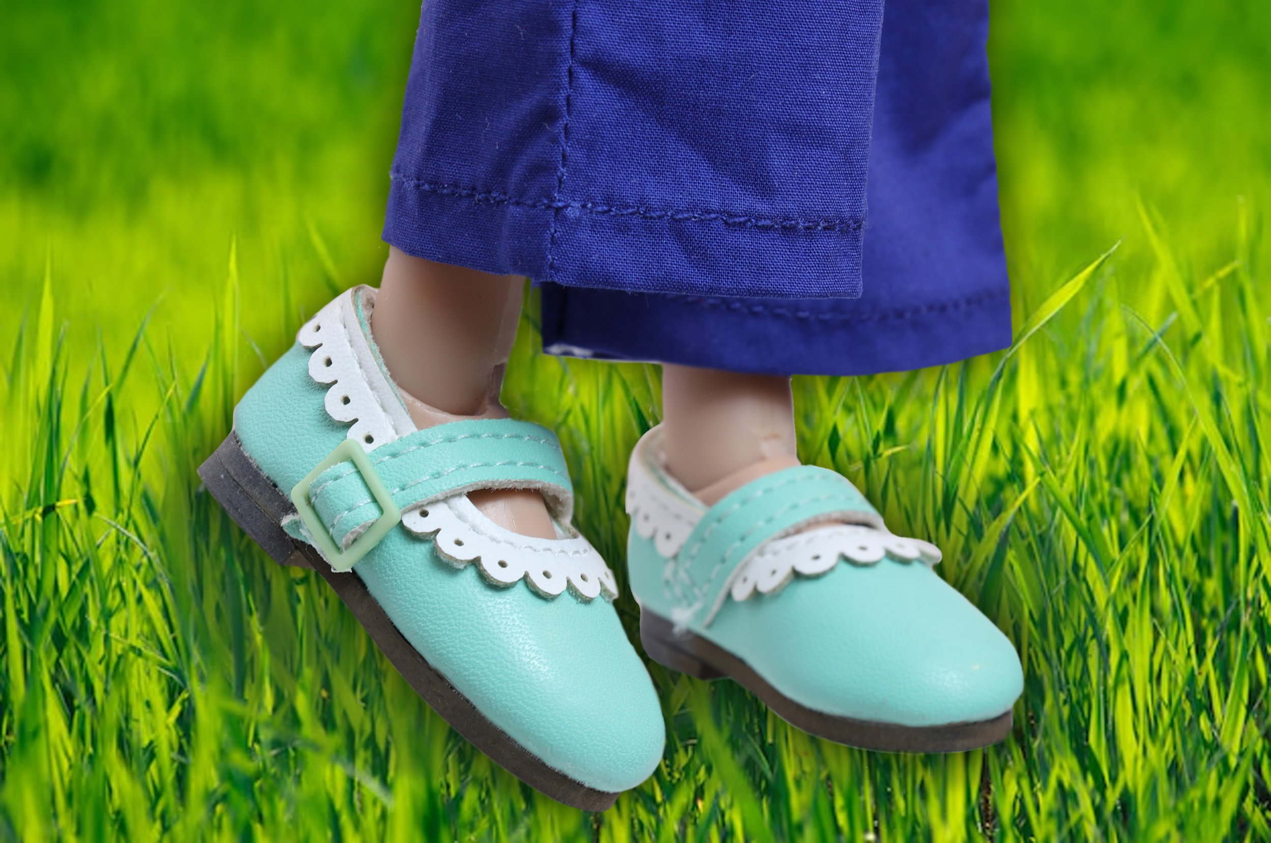 Shoes - Mint & White Scallops.jpg