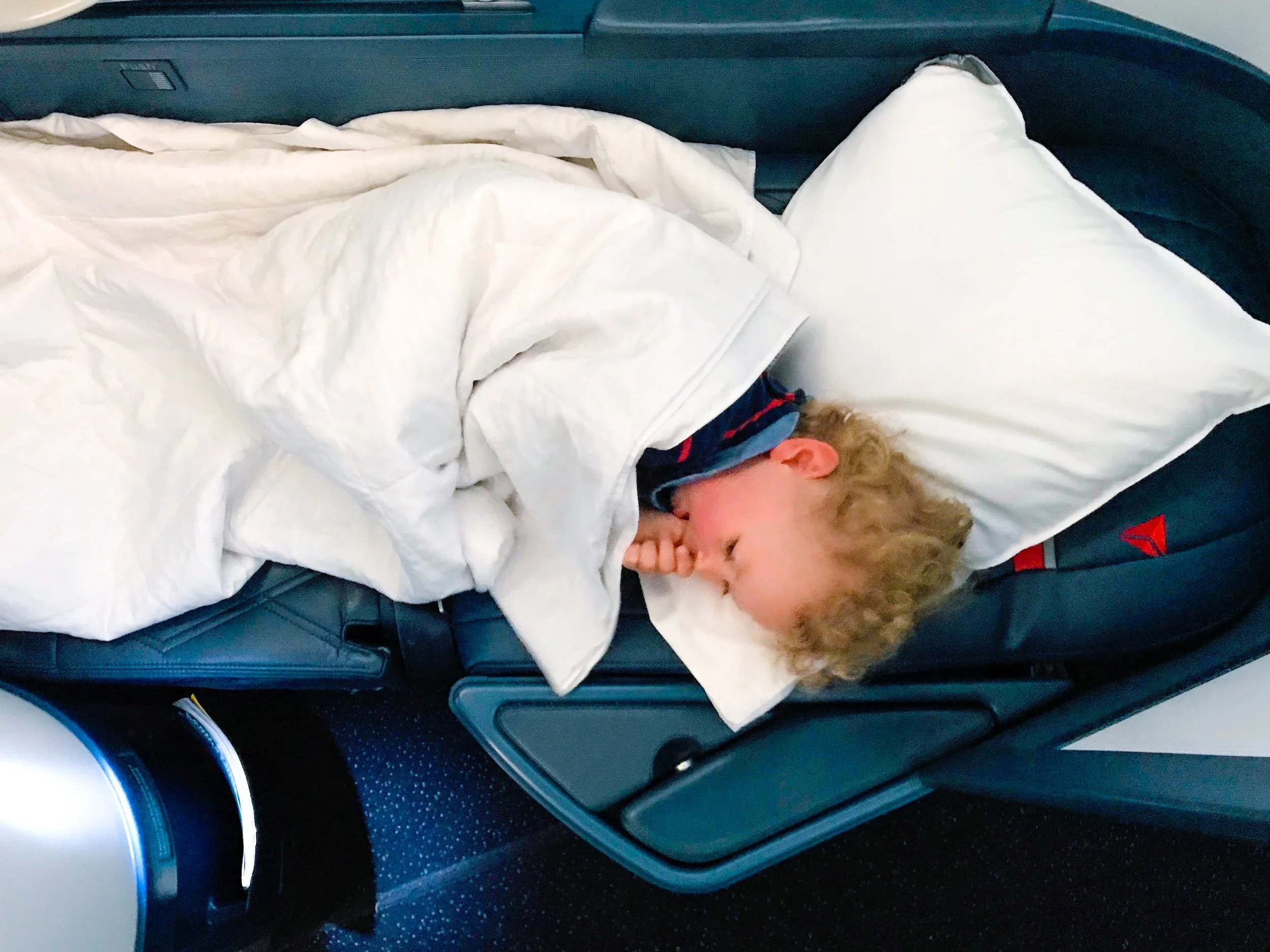 The bed length doesn’t matter for a child, but I was able to stretch out fully and my feet didn’t touch the end.