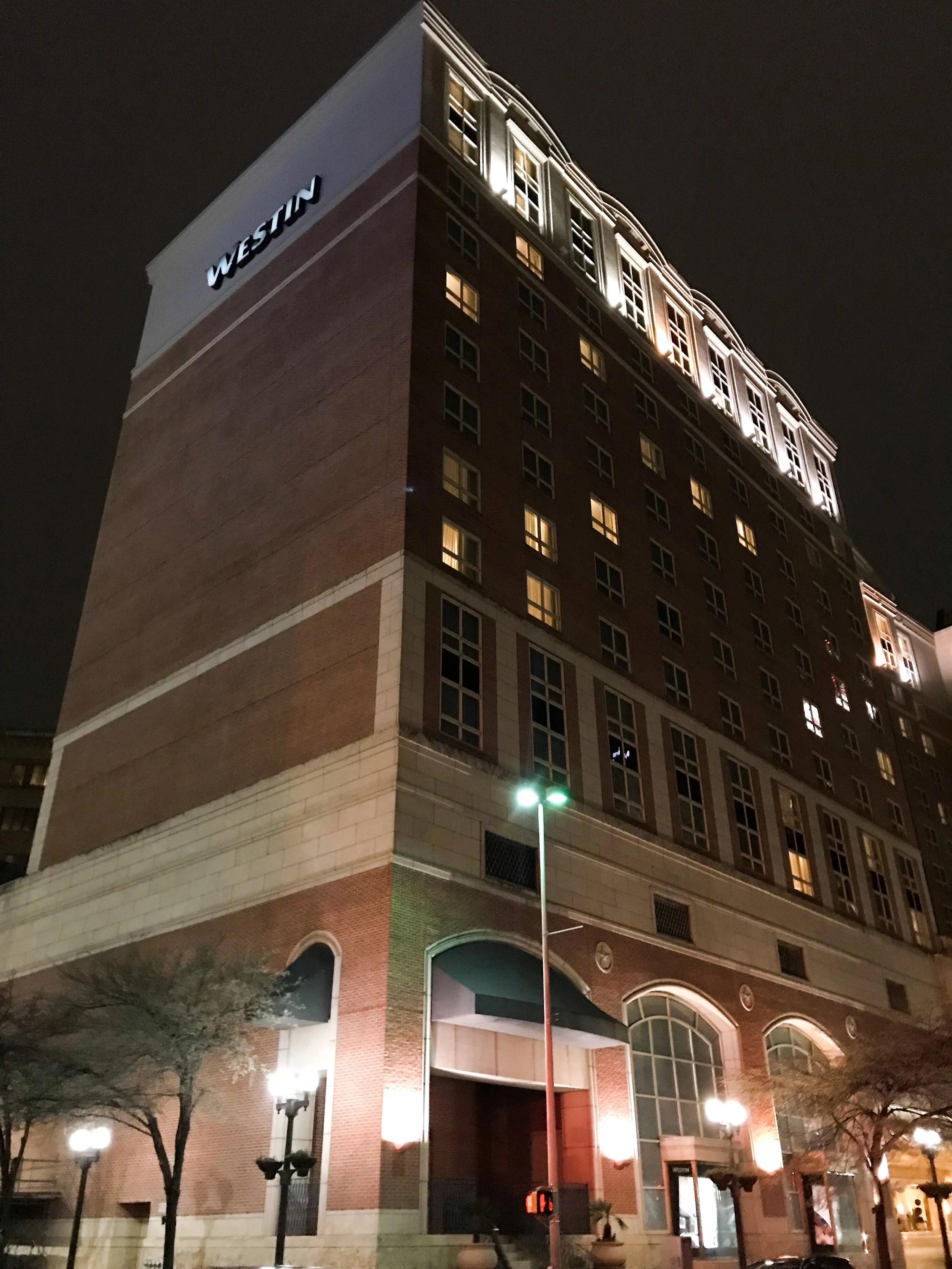 None of the city facing rooms had balconies.