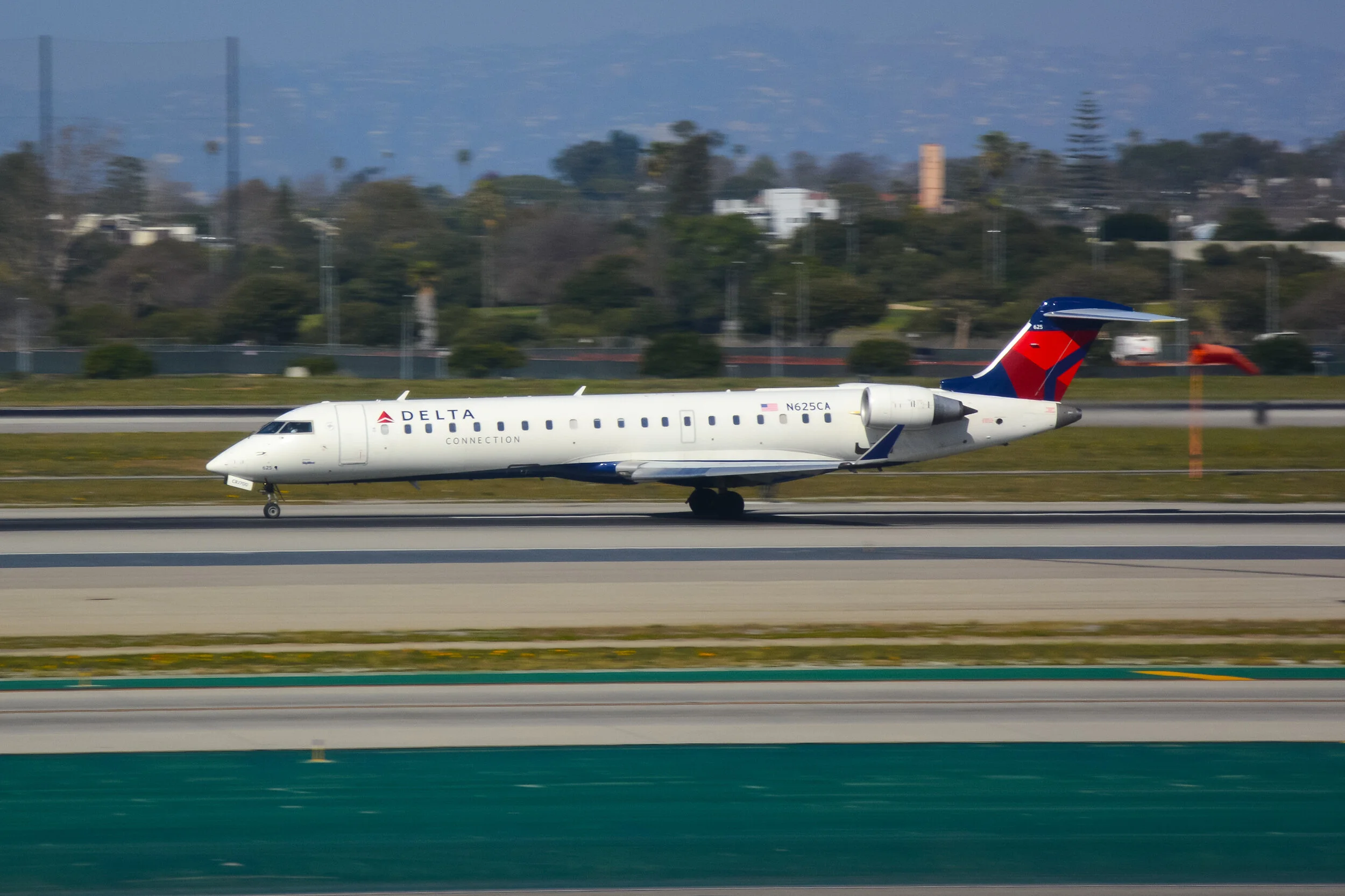 delta connection carry on