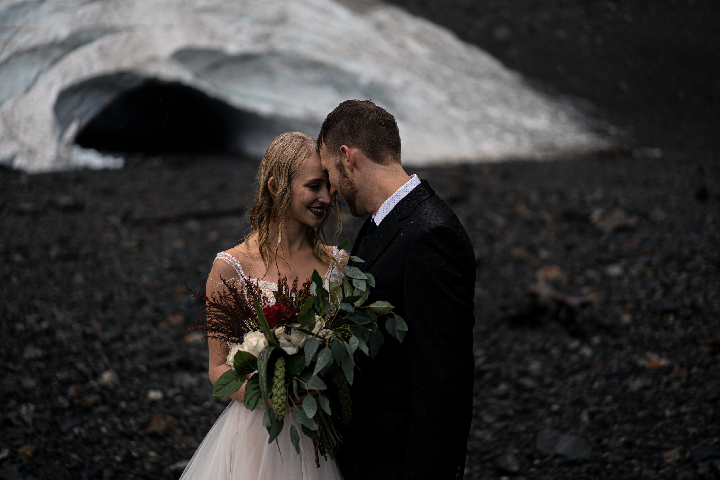 Raelin_Ice_Cave_Washington_Elopement-258.JPG